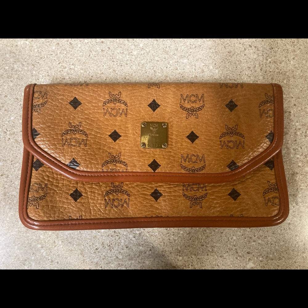 MCM VINTAGE CLUTCH